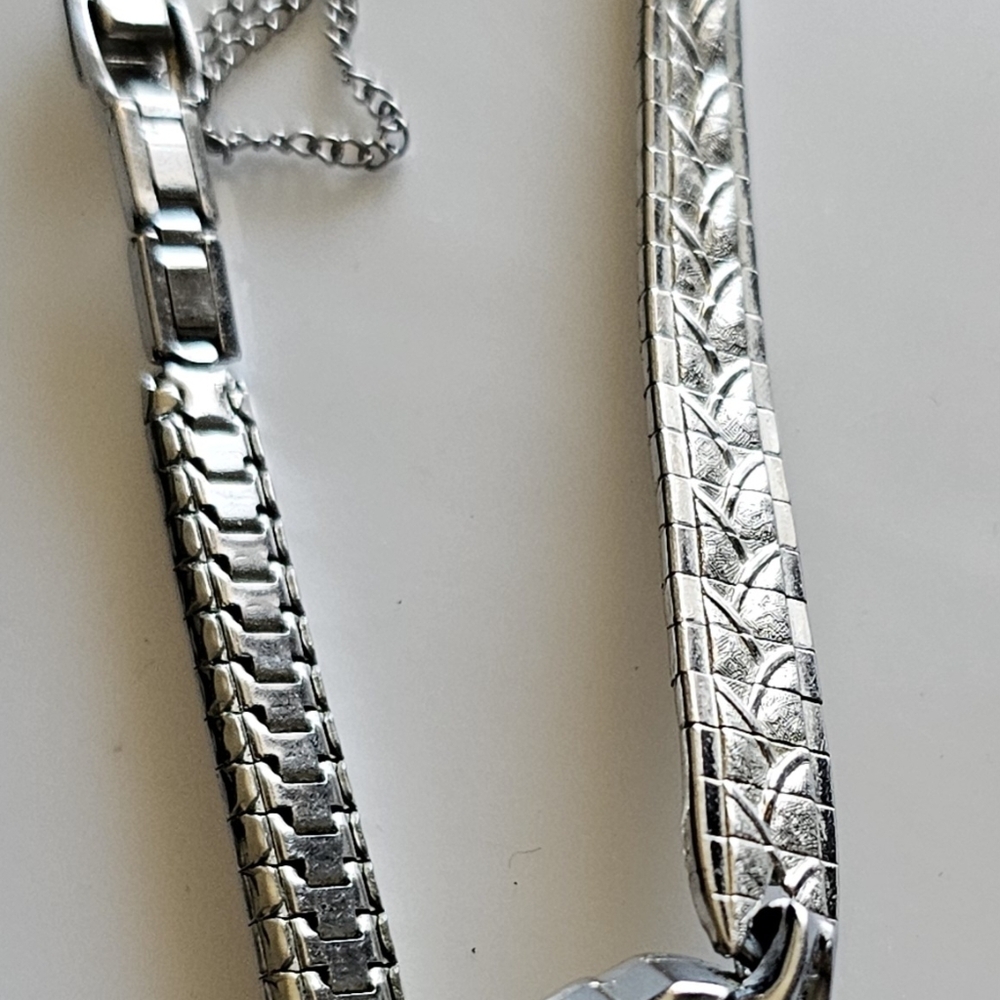 Vintage Harman Swiss Ladies Silver Tone Mechanical Watch , For Parts And Repair - Picture 9 of 16